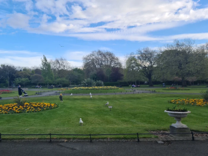 St Stephen’s Green Park in Dublin, great to visit with teens
