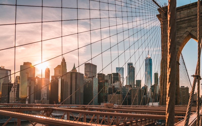 Suelo transparente del mirador Edge en la comparativa frente a Empire State vs Top of the Rock