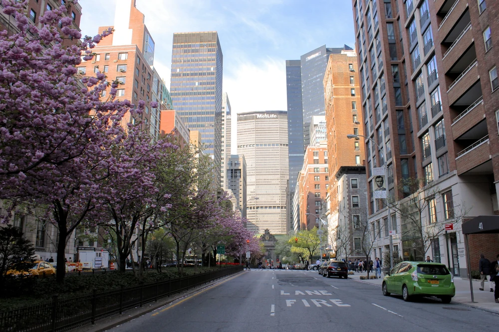 View of the MetLife Building, a 59-story skyscraper located at 200 Park Avenue, Midtown Manhattan.