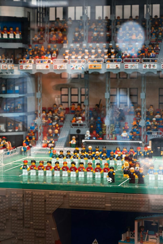 Aficionados en un estadio de fútbol durante un partido